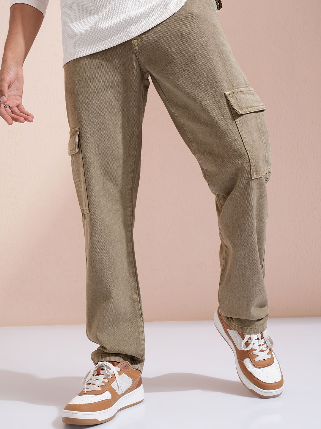 

HIGHLANDER Men Straight Fit Cargo Jeans, Taupe