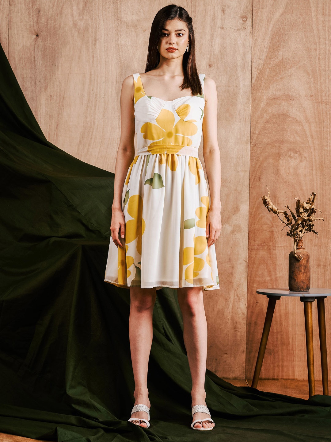 

MISH Women Floral Printed Georgette Fit & Flare Dress, Off white