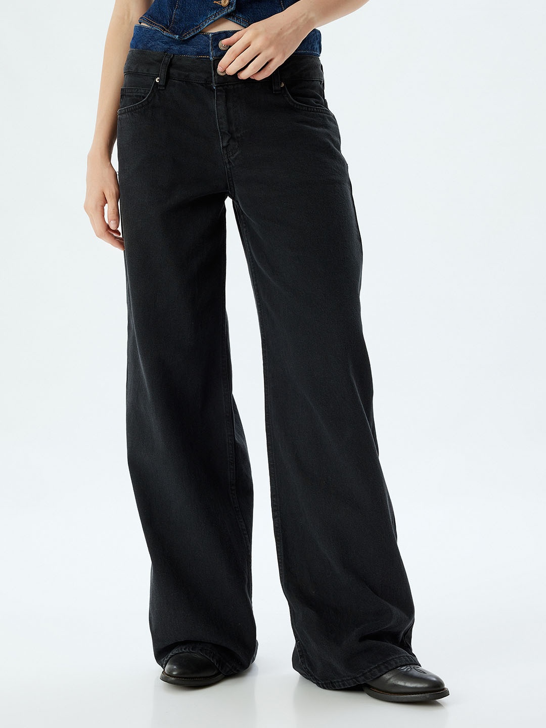 

Koton Women Straight Fit Parallel Trousers, Black