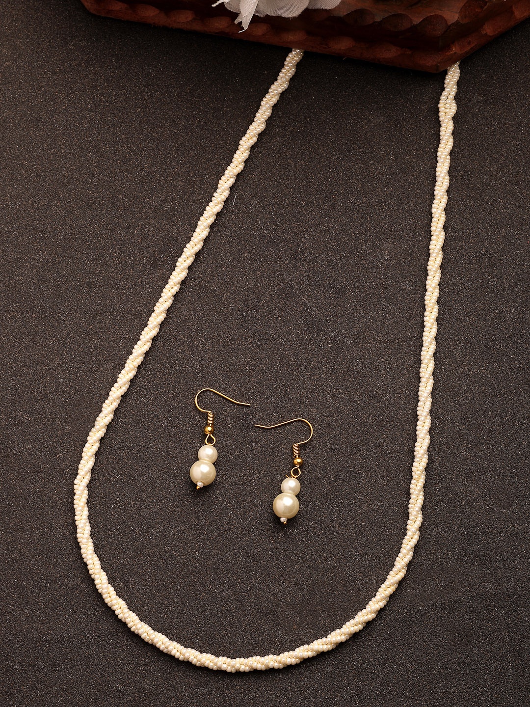 

NVR Gold-Plated Pearls Beaded Jewellery Set