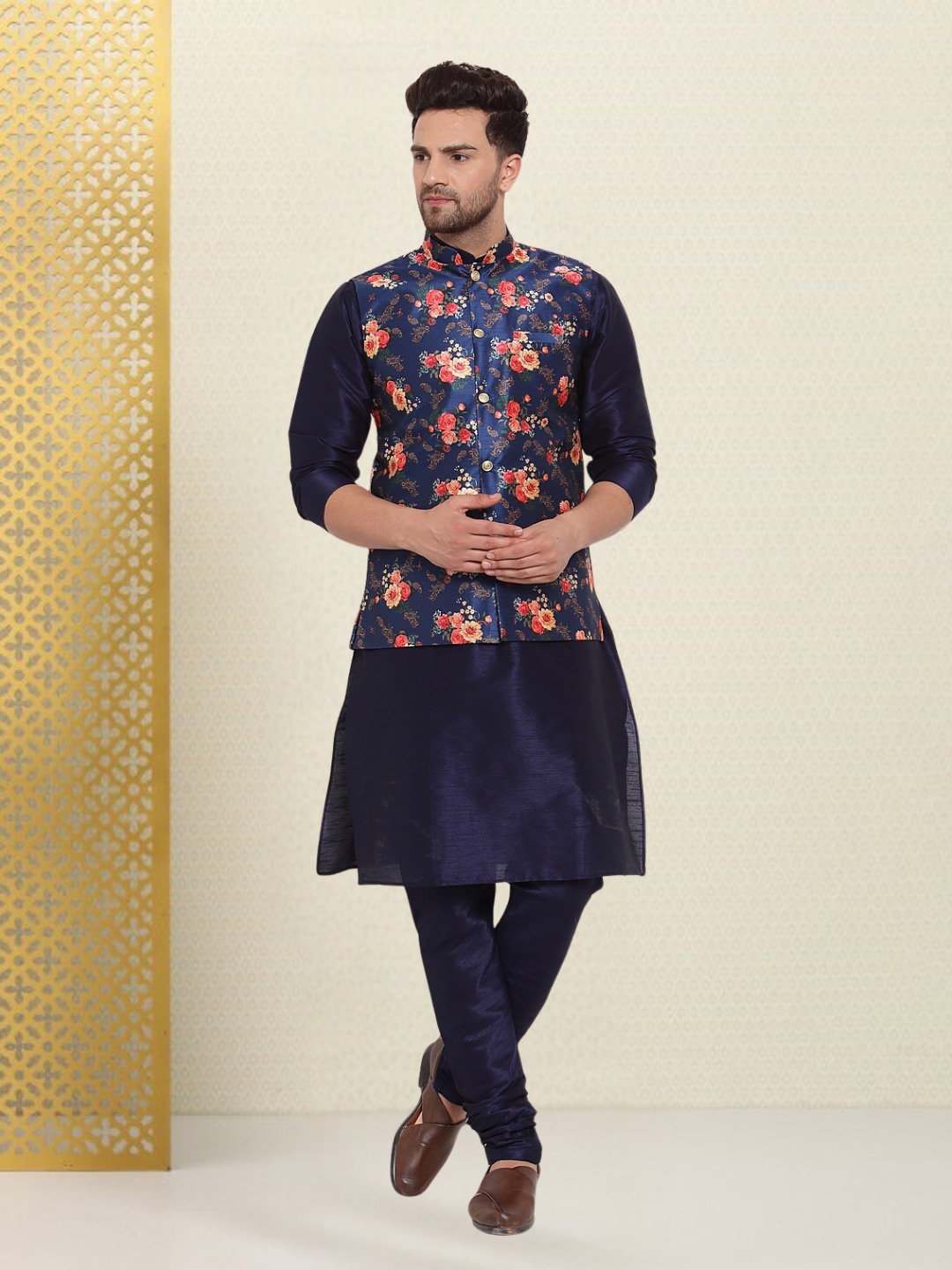 

KRAFT INDIA Men Regular Kurta & Churidar with Nehru Jacket Set, Navy blue