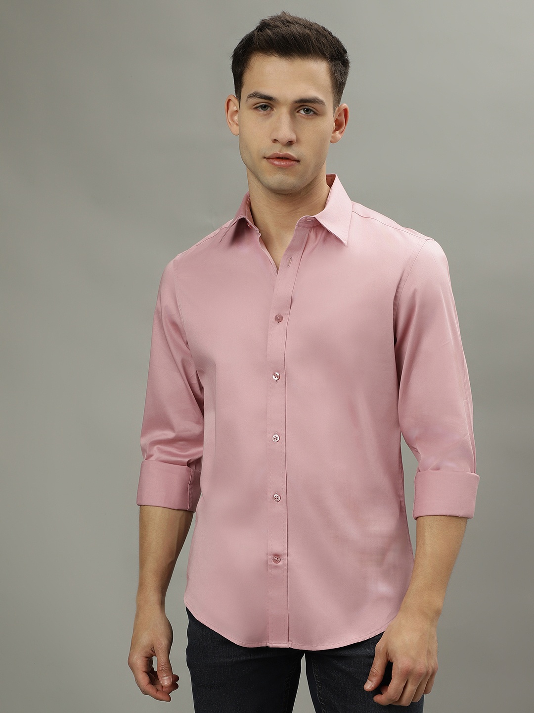 

Iconic Men Spread Collar Solid Cotton Slim Fit Casual Shirt, Pink