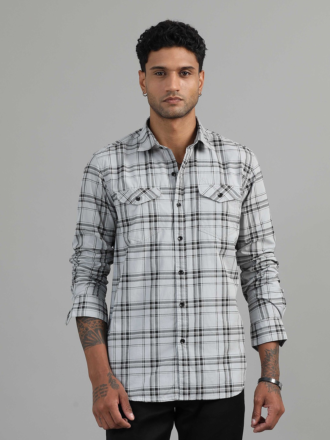 

SORATIA Men Spread Collar Tartan Checked Cotton Casual Shirt, Grey