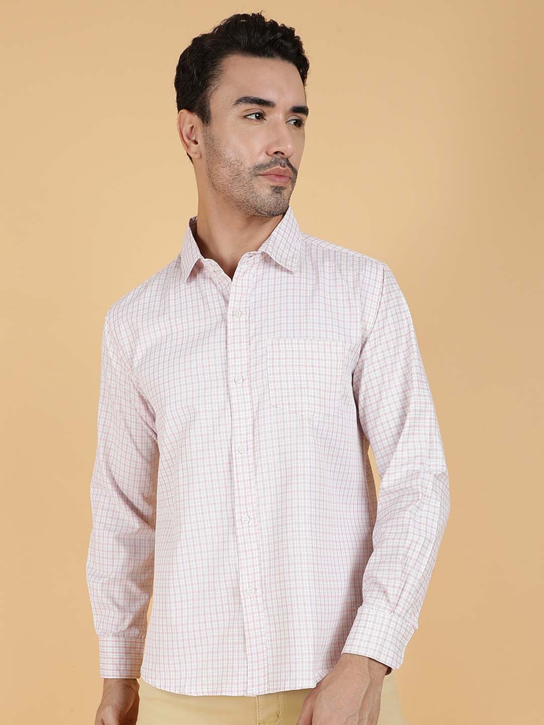 

Kotty Men Relaxed Spread Collar Graphic Printed Casual Shirt, Pink