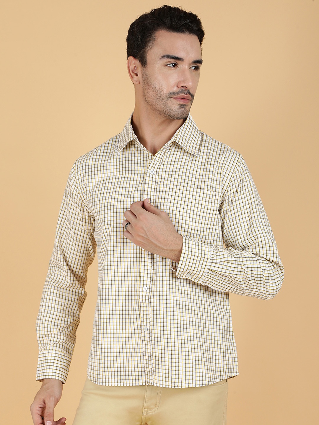 

Kotty Men Relaxed Spread Collar Graphic Printed Casual Shirt, Yellow