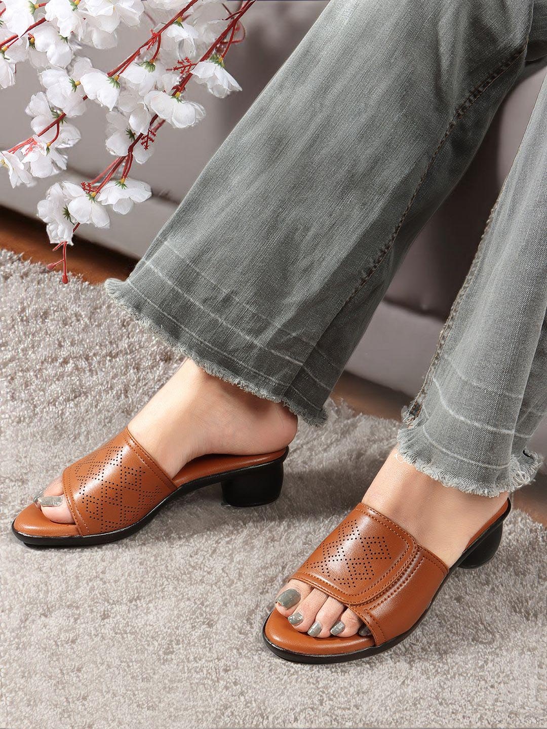 

Mast & Harbour Women Wedge Sandals, Tan
