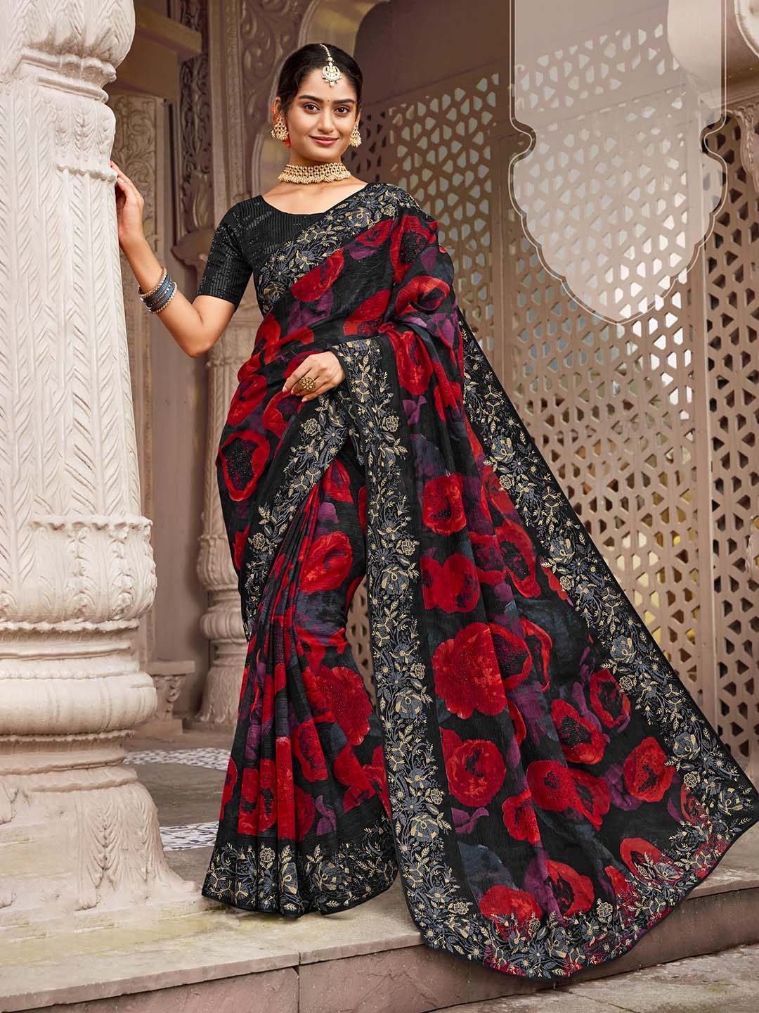 

Laxmipati Floral Saree, Black