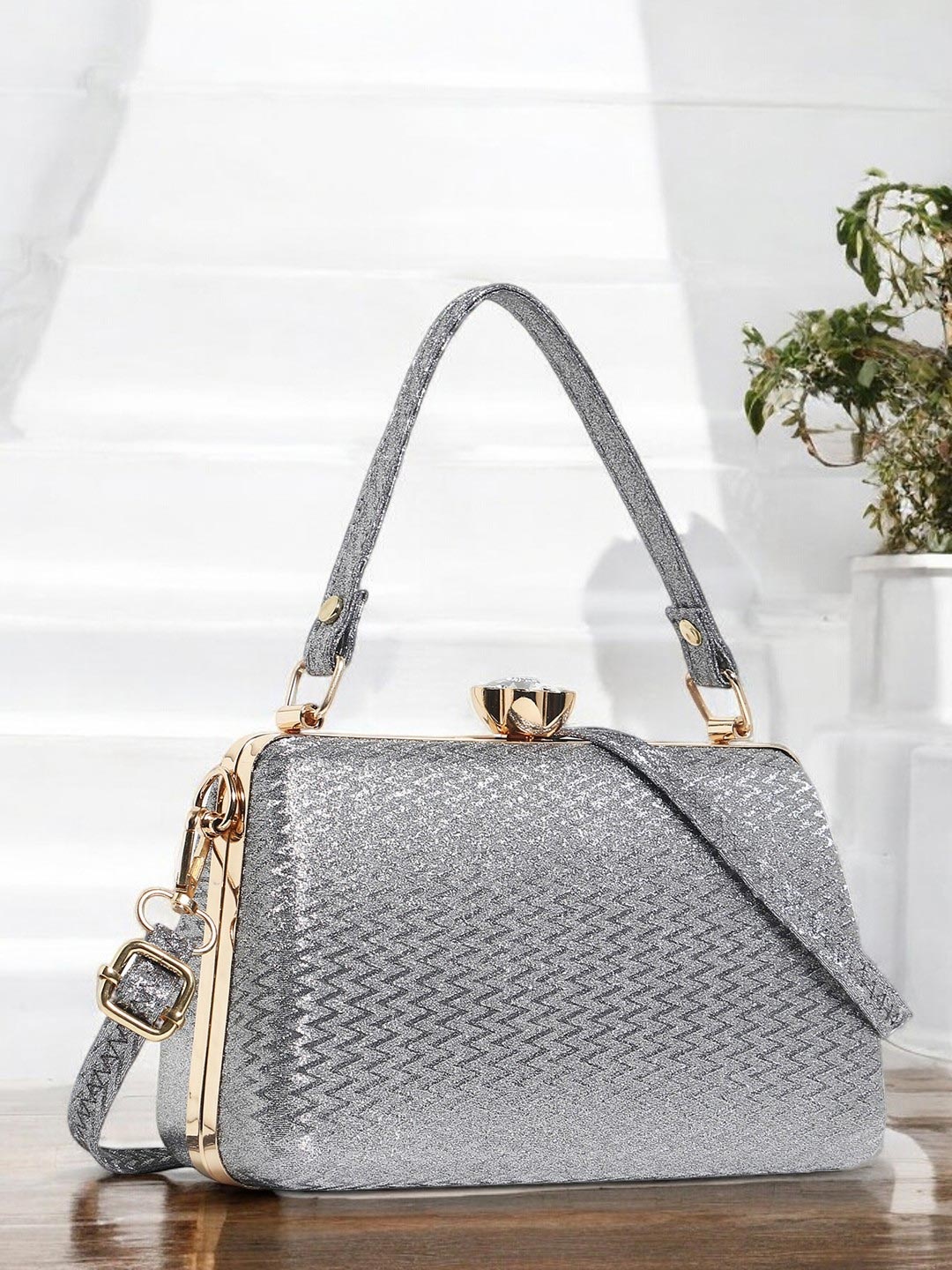 

Exotic Textured Jute Box Clutch, Grey