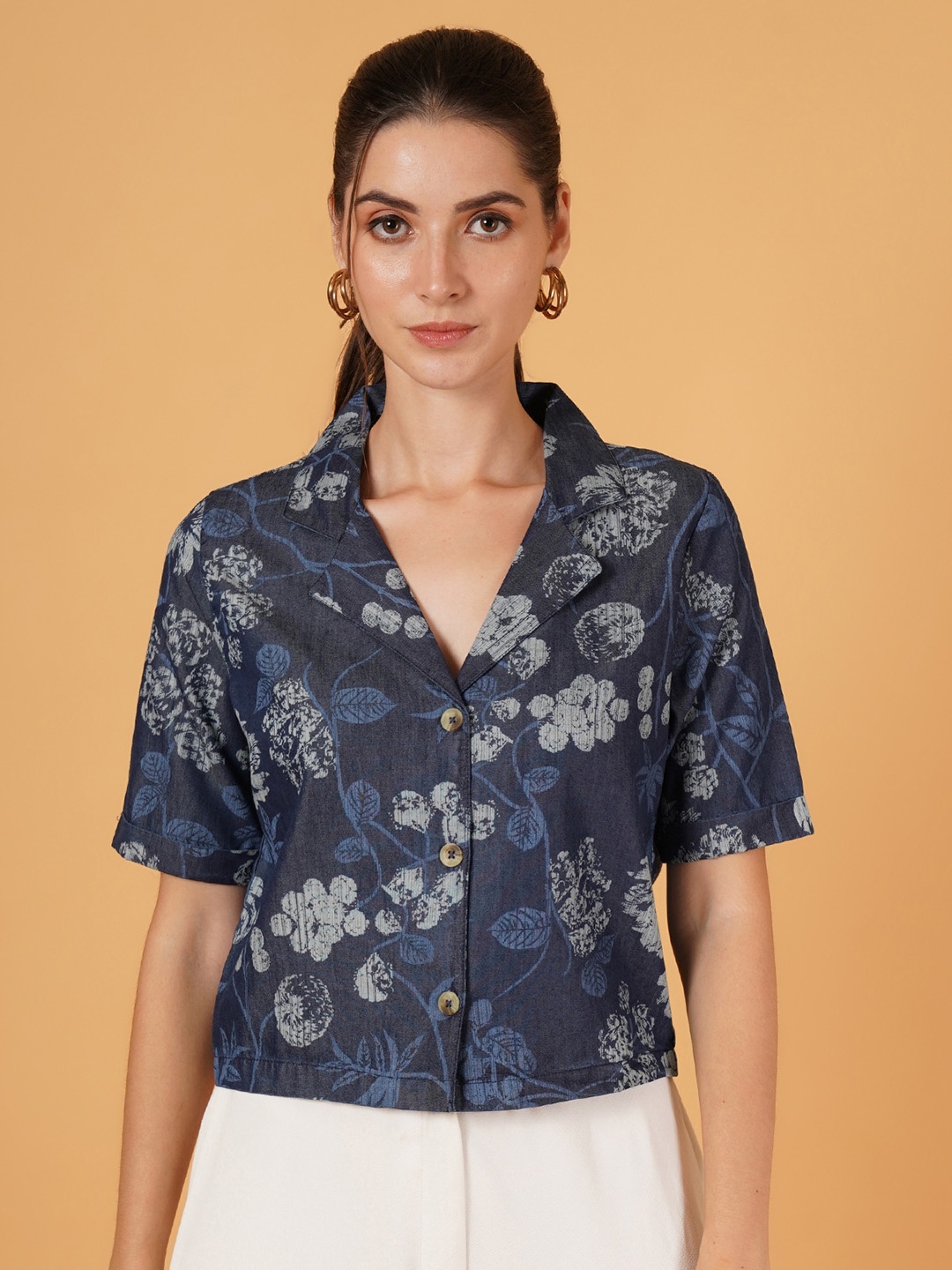 

Mast & Harbour Women Floral Printed Lapel Collar Cotton Top, Navy blue