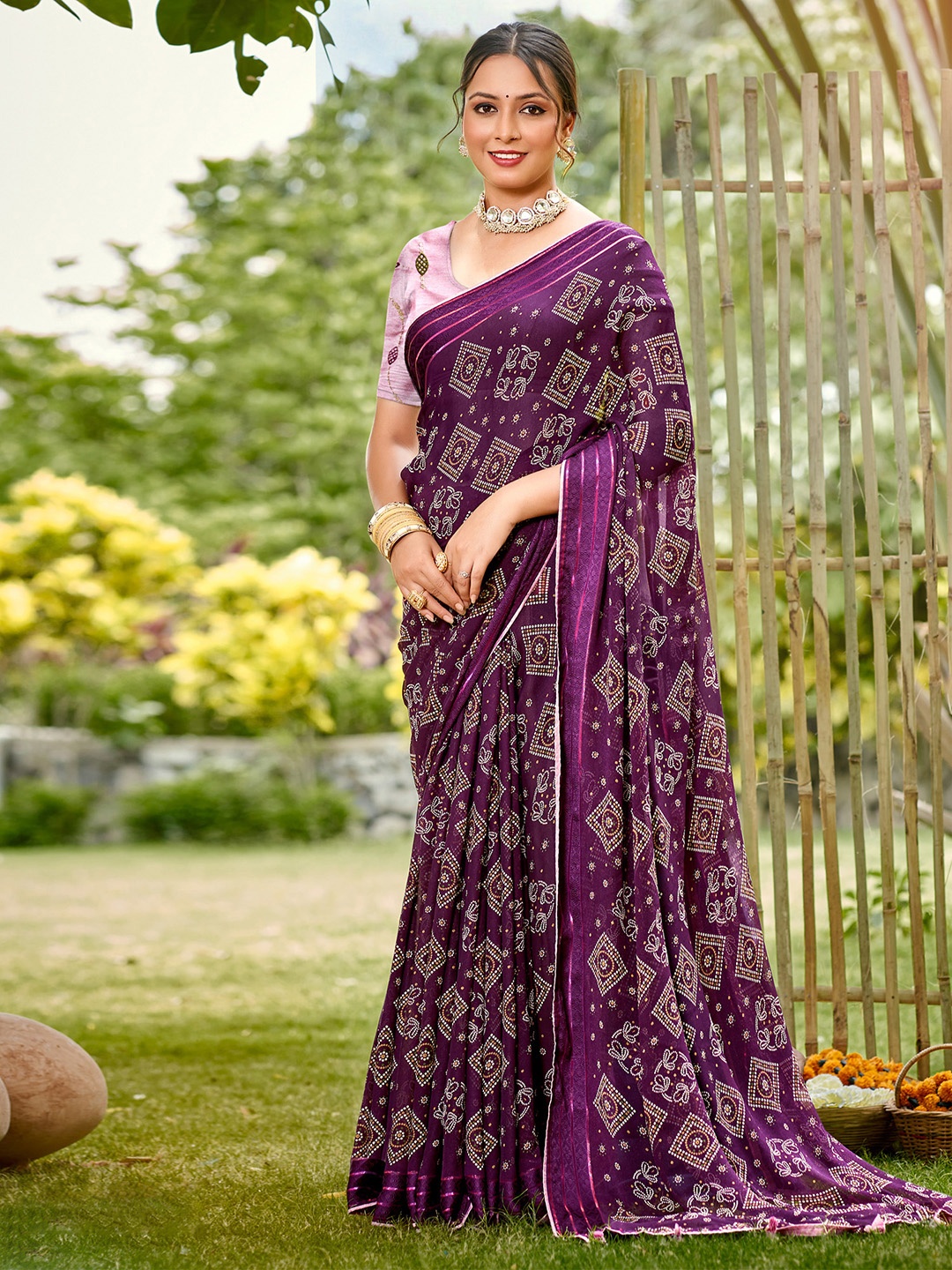 

Saree mall Ethnic Motifs Bandhani Sarees, Magenta