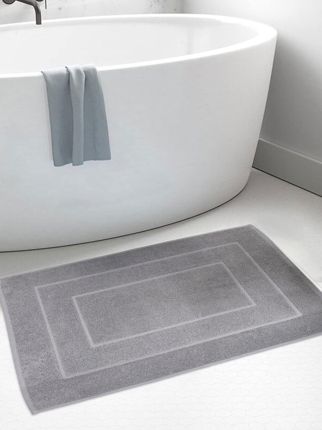 

BOMBAY DYEING Grey Textured Pure Cotton 450 GSM Bath Rug