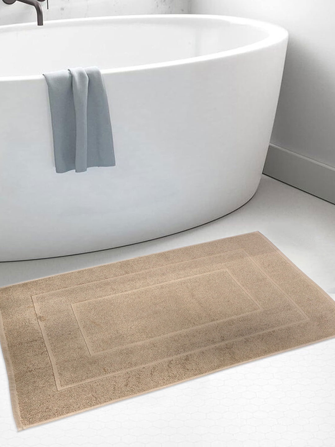 

BOMBAY DYEING Beige Pure Cotton 450 GSM Anti Skid Bath Rugs