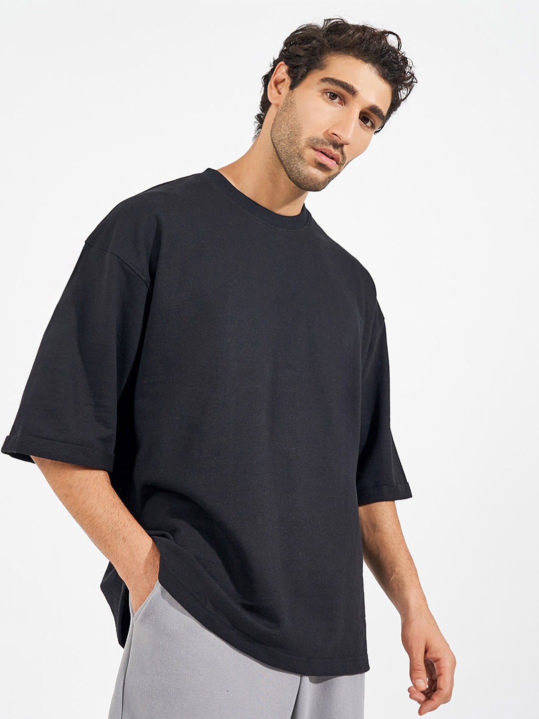 

Styli Men Solid Round Neck Cotton Boxy T-shirt, Black