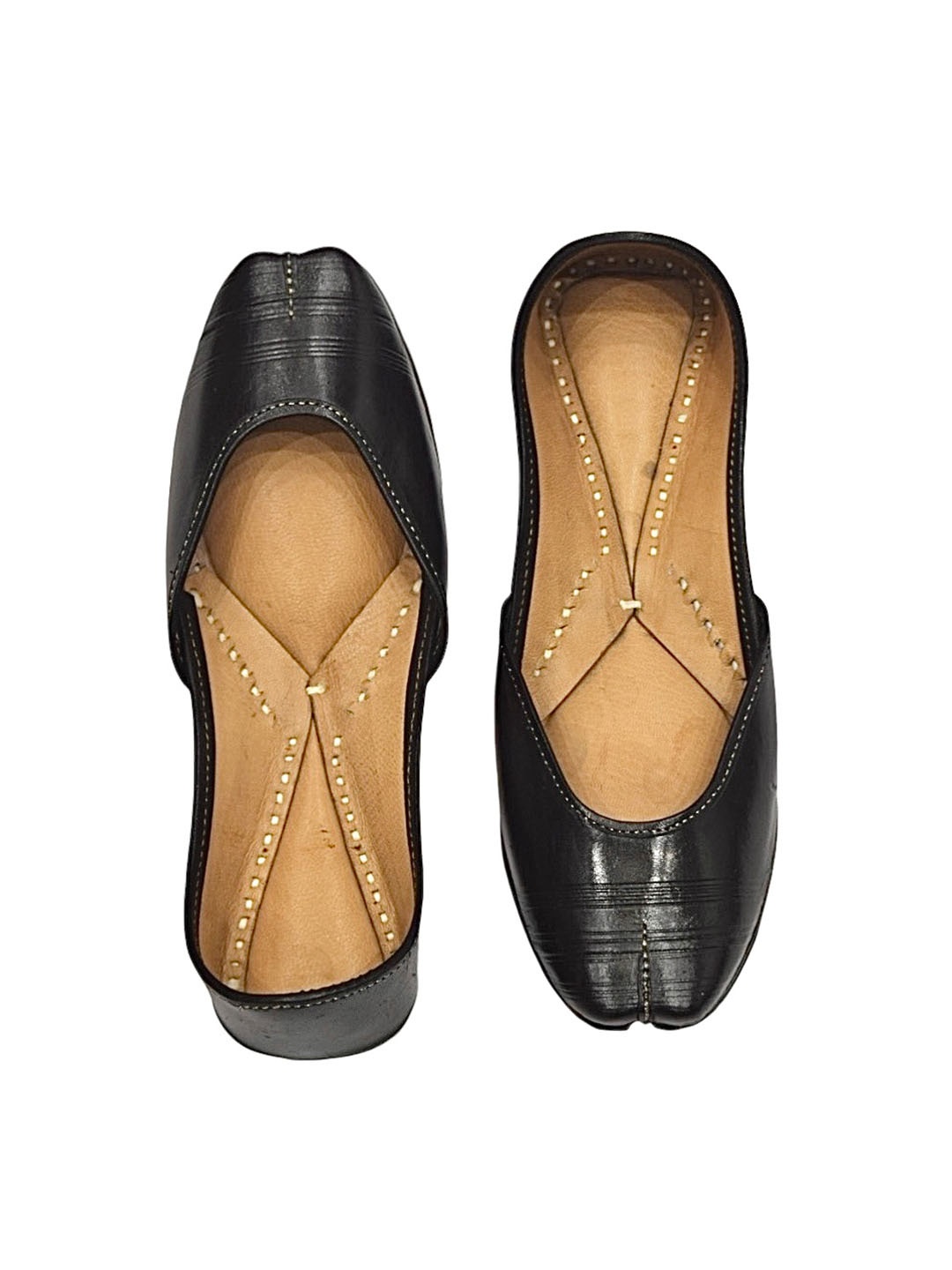 

JUTTIESMAKER Women Leather Ethnic Mojaris, Black