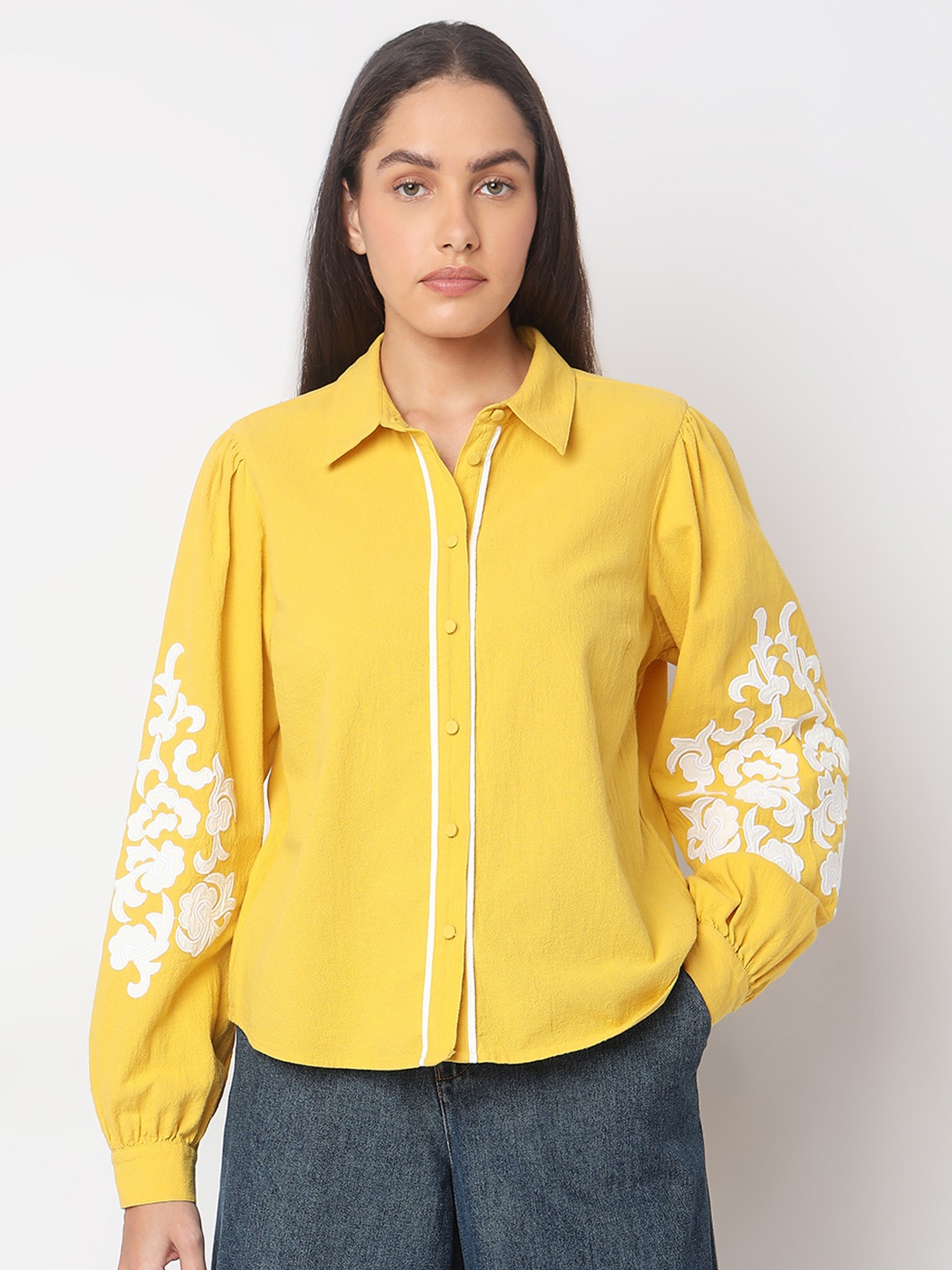 

Vero Moda Women Spread Collar Floral Printed Cotton Casual Shirt, Yellow