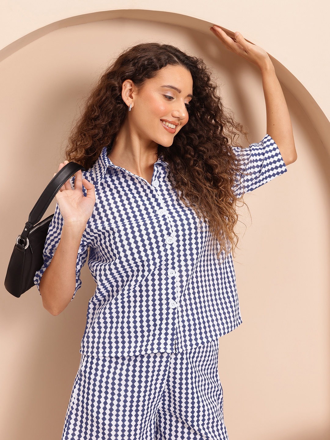 

Mast & Harbour Geometric Self-Design Spread Collar Shirt with Shorts, White