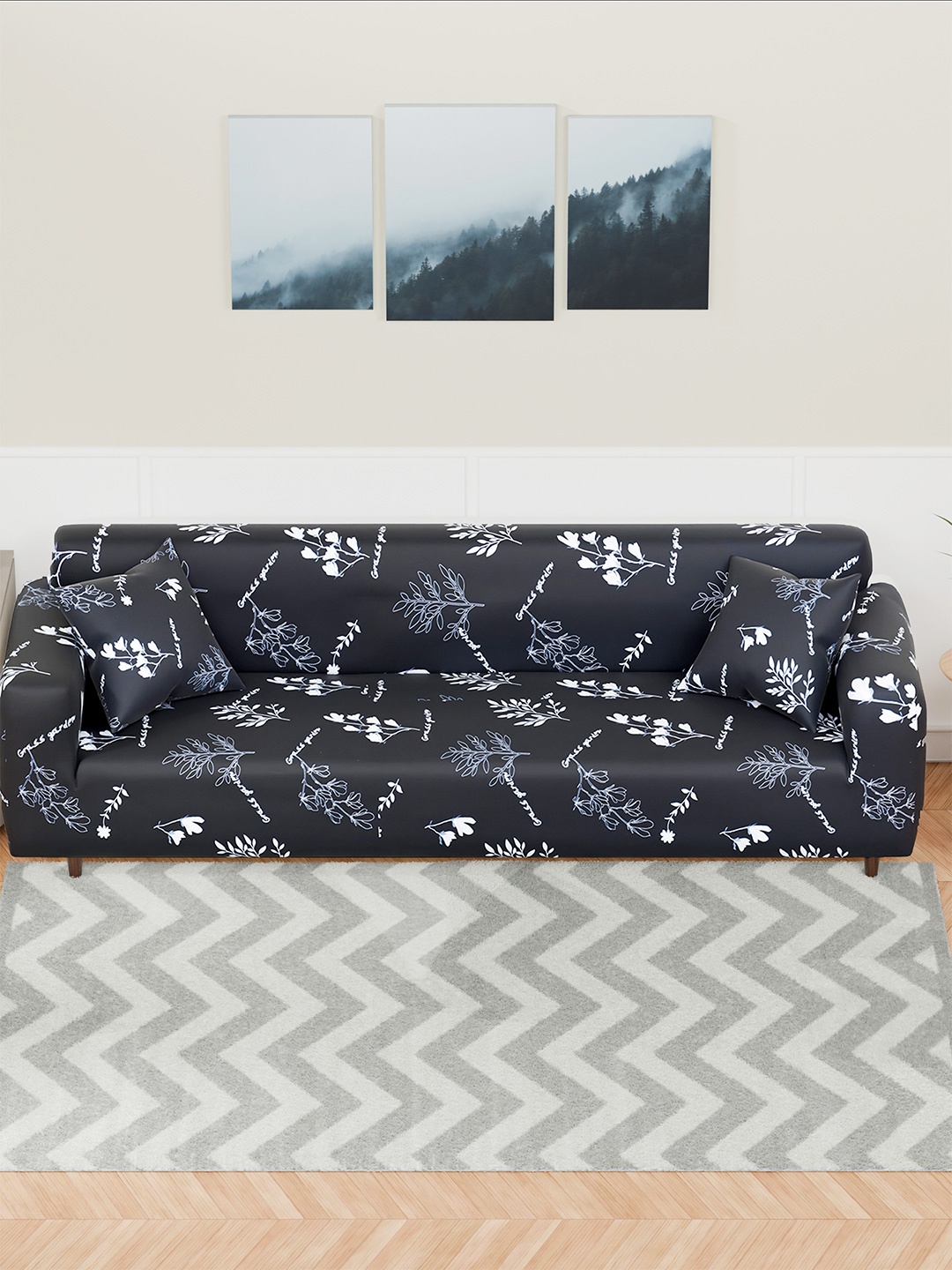 

Aura Black & White Floral Printed Printed 4 Seater Sofa Cover With Arms