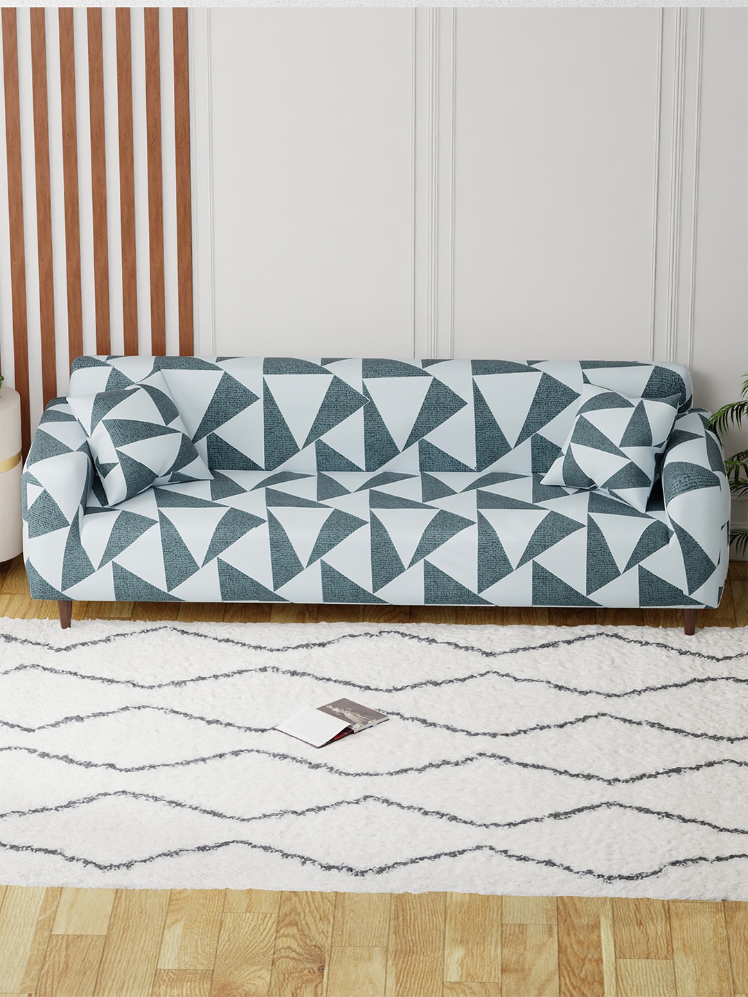 

Aura Grey & White Triangle Printed 4 Seater Sofa Cover With Arms