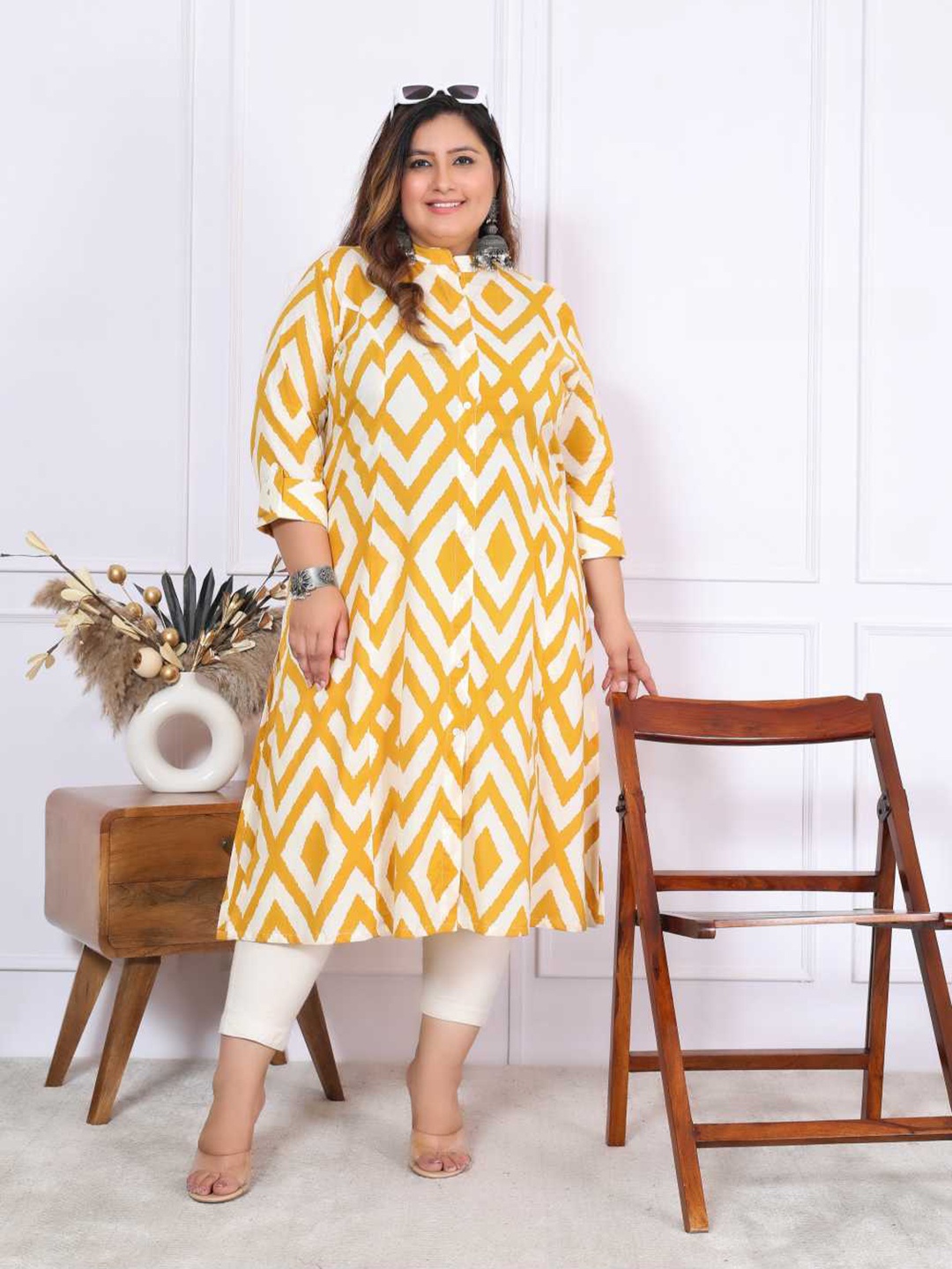 

FLAVIA CREATION Women Printed Pure Cotton A-Line Kurtas, Yellow