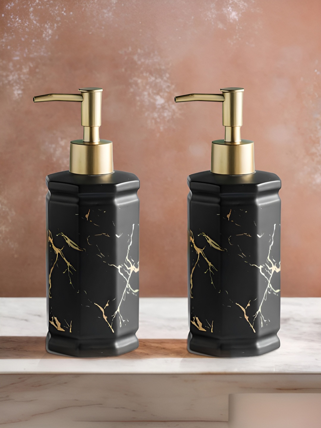 

UMAI Black & Gold-Toned 2 piece Abstract Ceramic Soap Dispenser 350ml