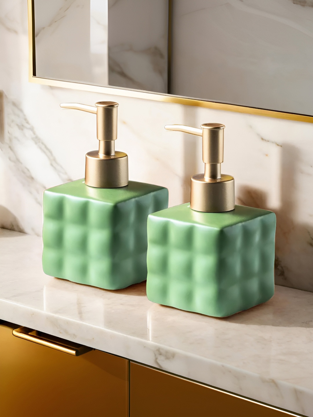 

UMAI Green & Gold-Toned 2 Piece Textured Ceramic Soap Dispenser 220ml