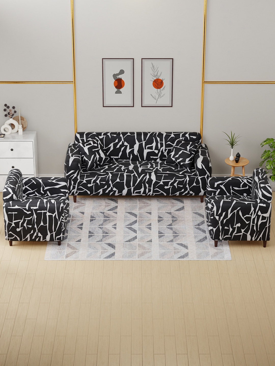 

Aura Black & White Abstract Printed 3 Pieces 5 Seater Sofa Cover With Arms