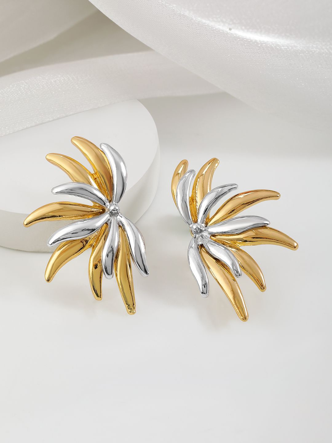 

Rubans 18K Gold Plated Stainless Steel Floral Dual Tone Earring