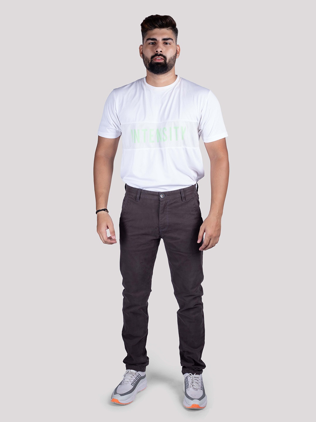 

HUE & HIDE Men Relaxed Cotton Trousers, Blue