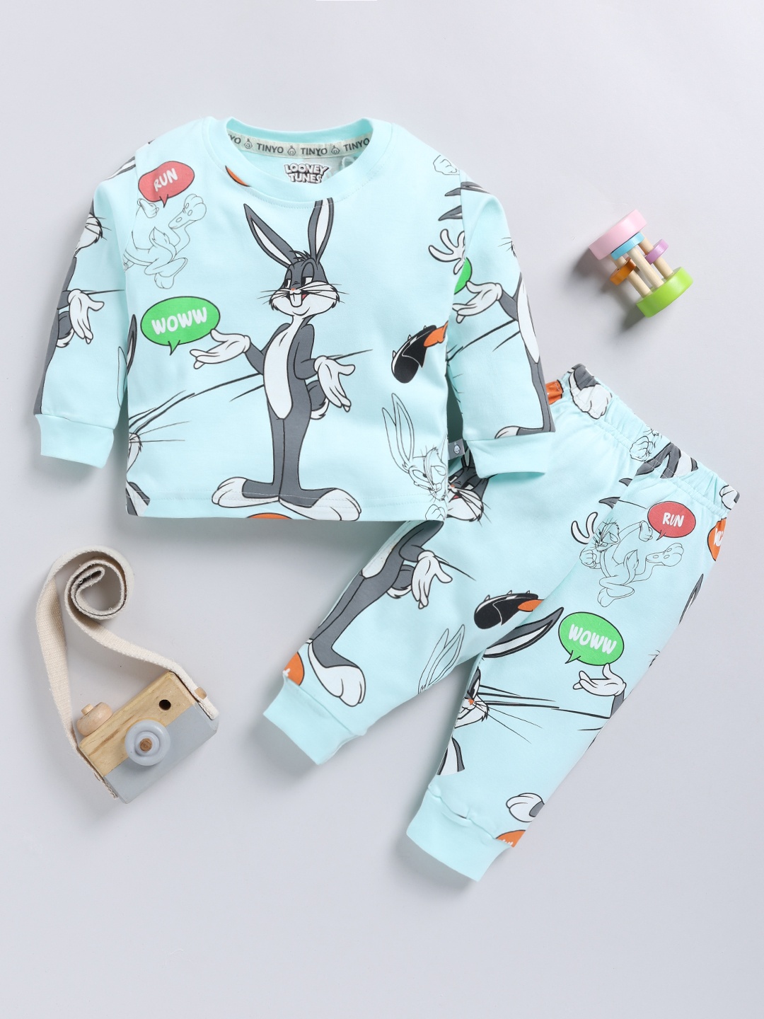 

YK X Tinyo Infant Boys Pure Cotton Looney Tunes Printed T-shirt With Joggers, Turquoise blue