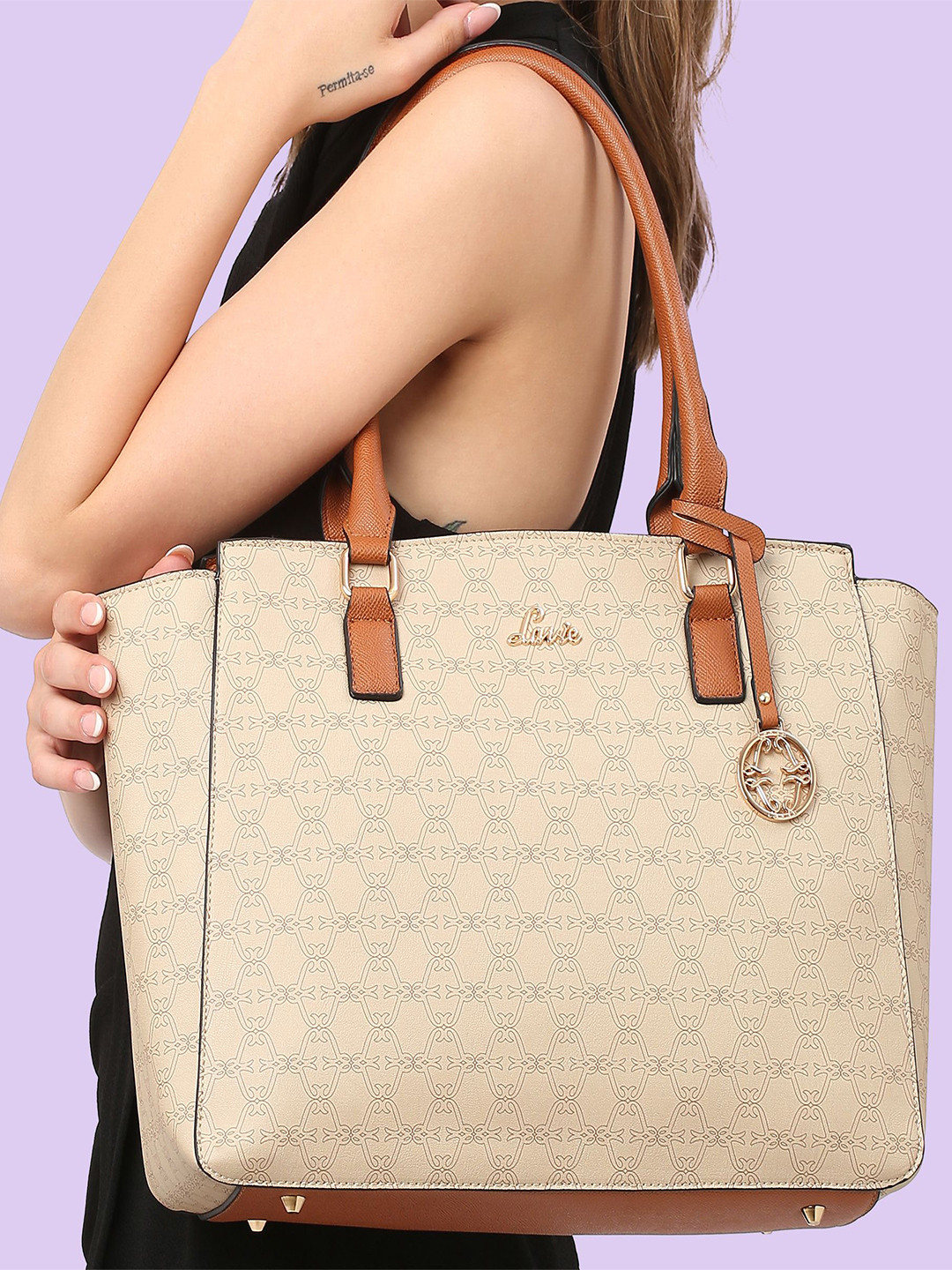 

Lavie Women Printed Swagger Tote Bag, Beige