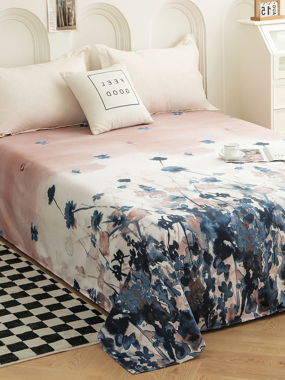 

Story@home Navy Blue & Pink Floral Printed Cotton King Bedsheet with 2 Pillow Covers