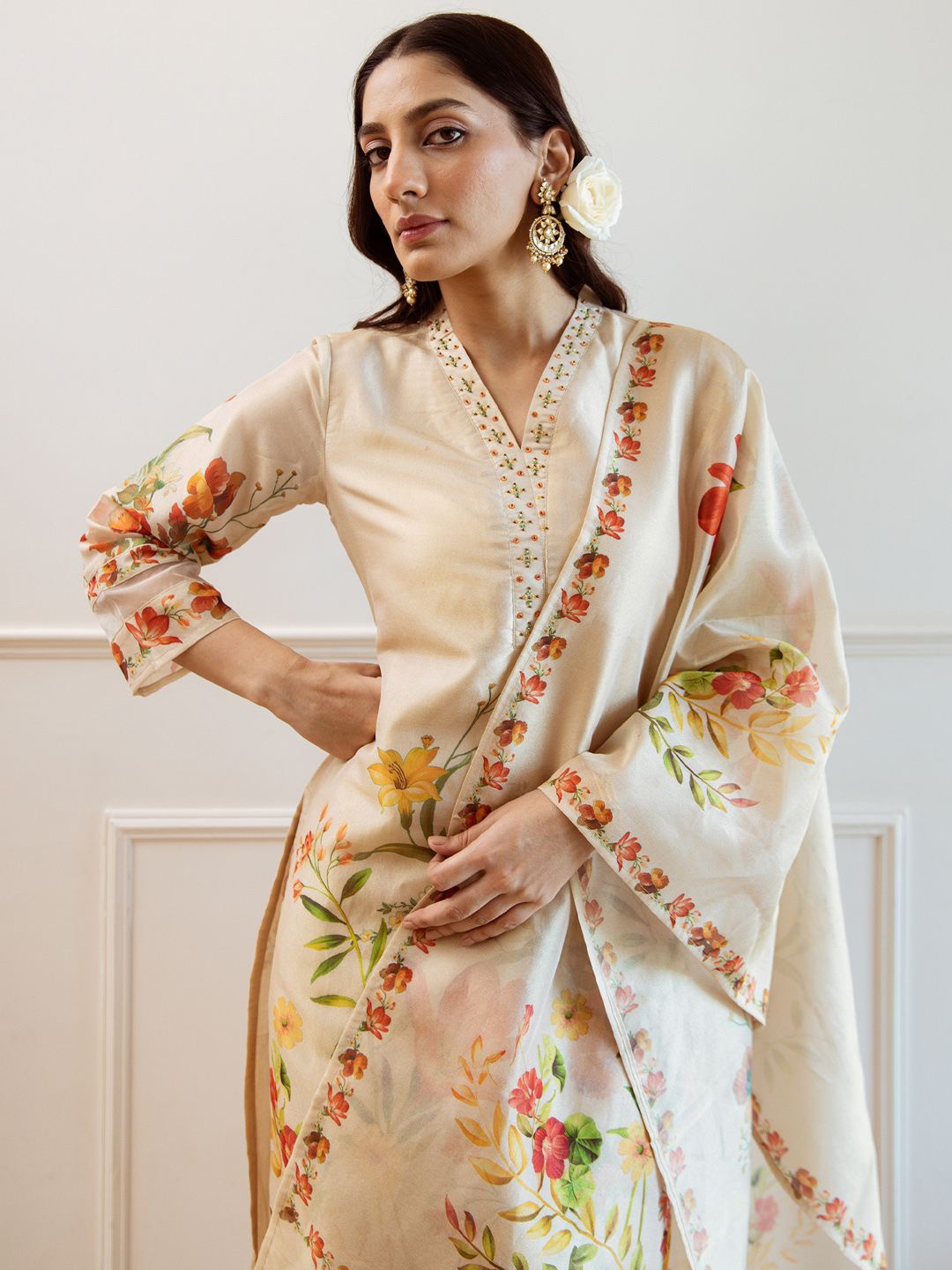 

Indo Era Women Floral Printed Regular Kurta with Trousers Dupatta, Off white