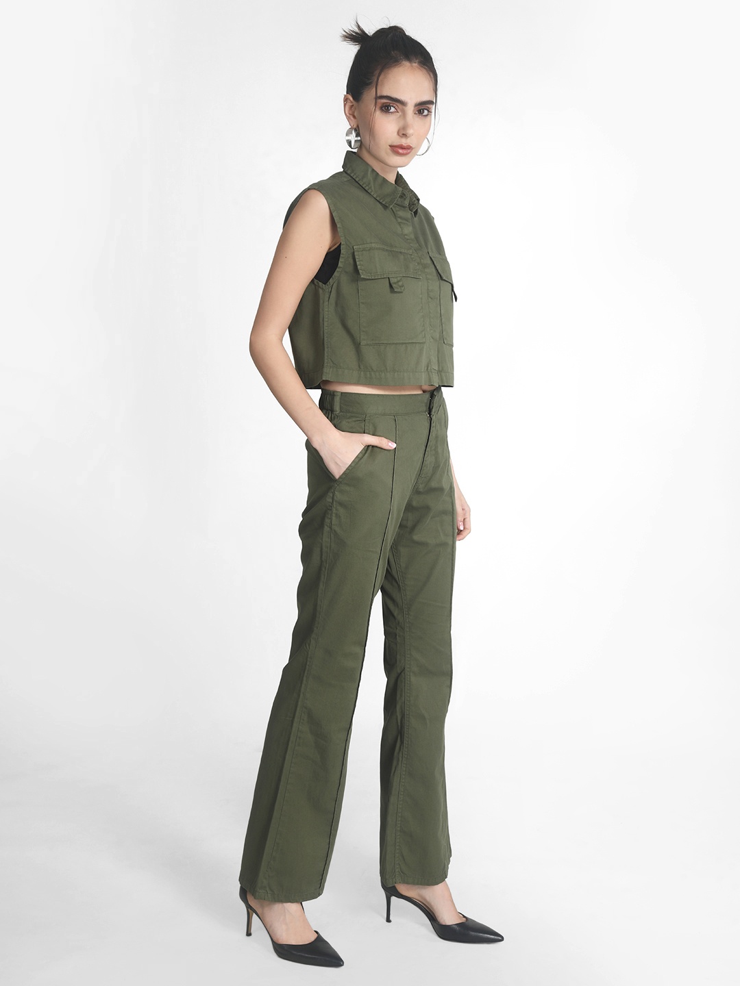 

IVOC Women High-Rise Flared Trousers, Green