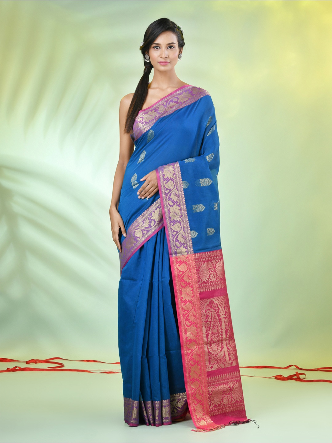 

Charukriti Woven Design Zari Saree, Blue