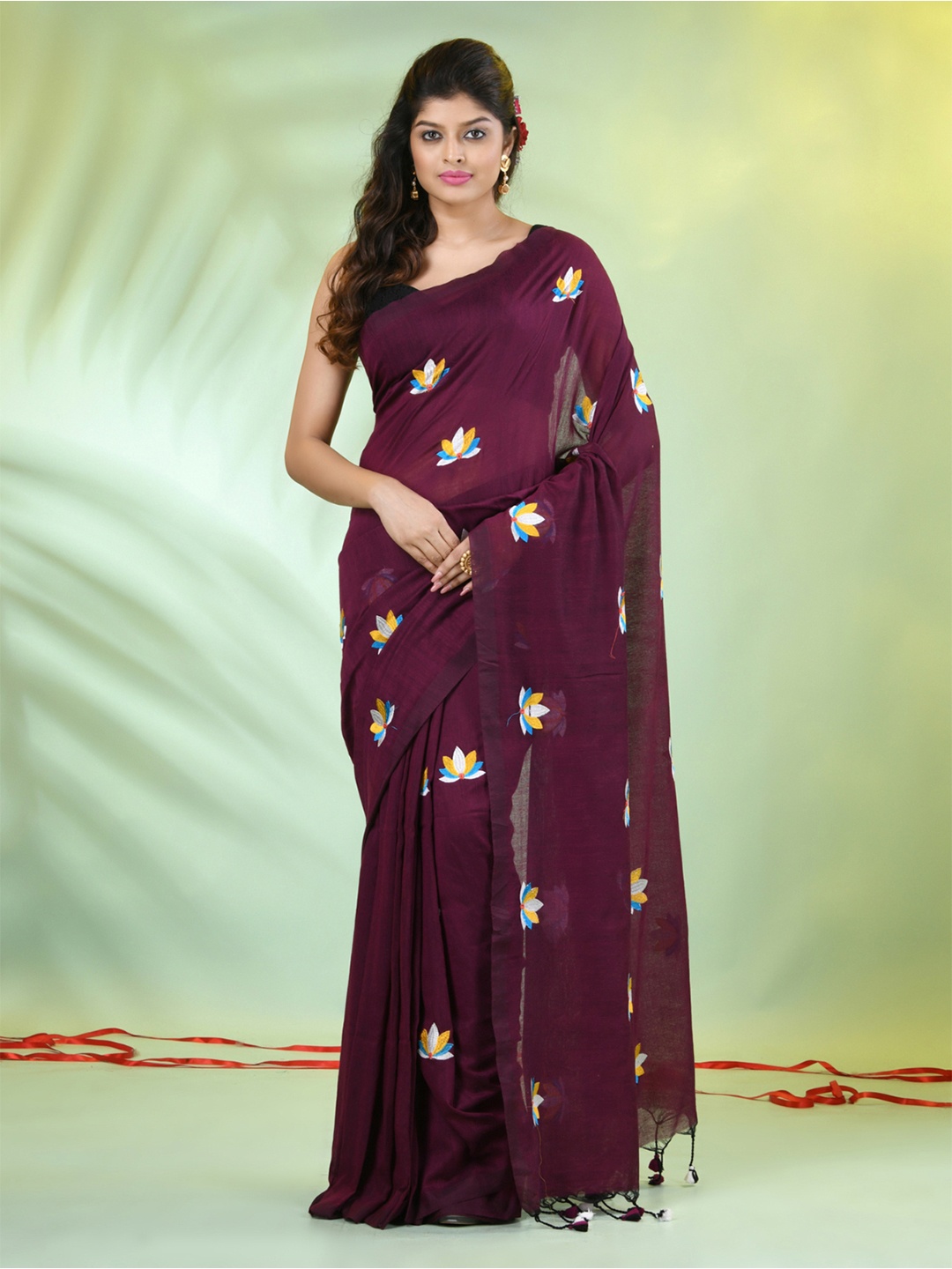 

Charukriti Floral Embroidered Pure Cotton Solid Border Saree, Purple