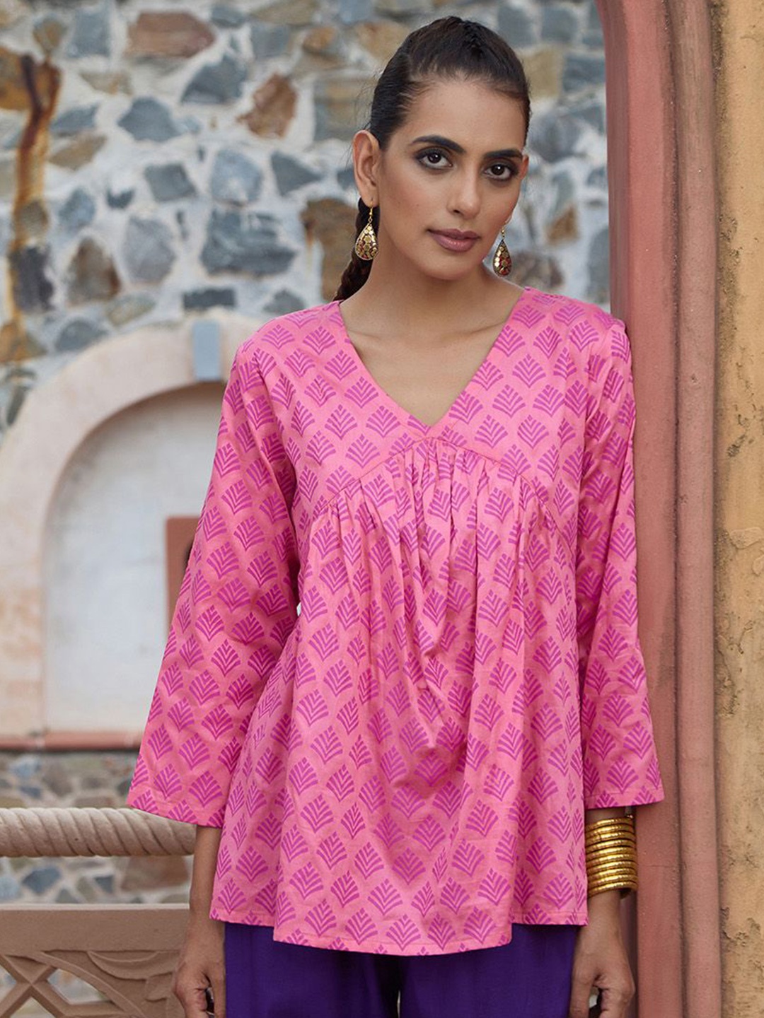 

House of Chikankari Printed Top Short Kurta, Pink
