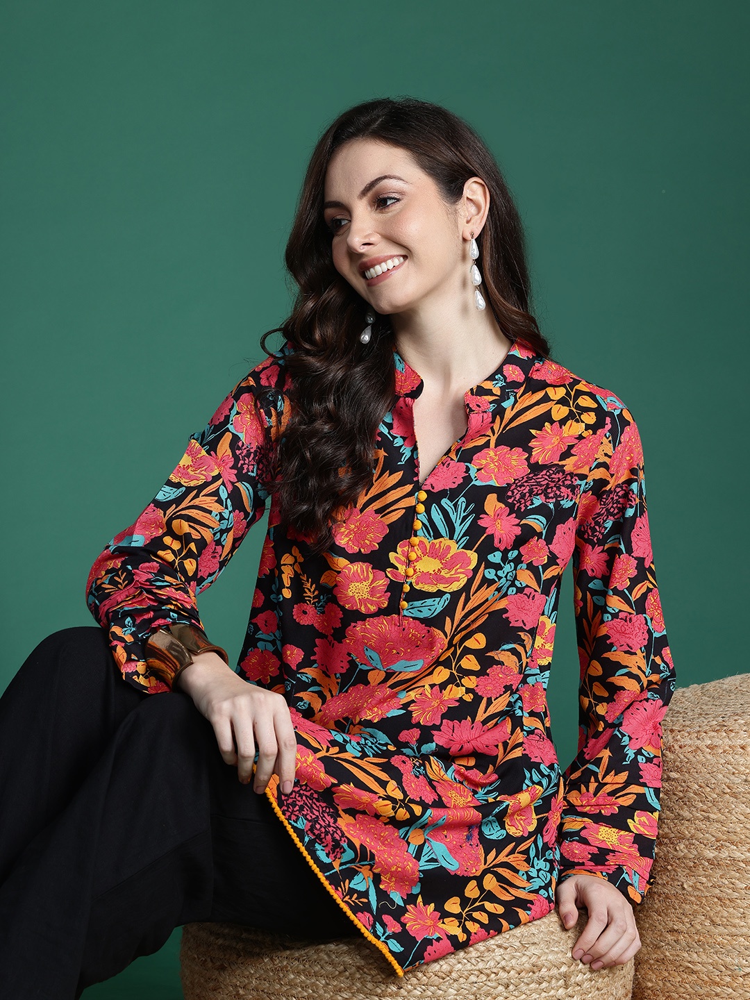 

Sangria Floral Print Flared Sleeves A-line Kurta, Black