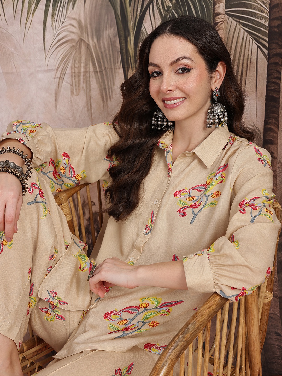 

Sangria Indie Floral Printed Ethnic Co-Ords, Beige