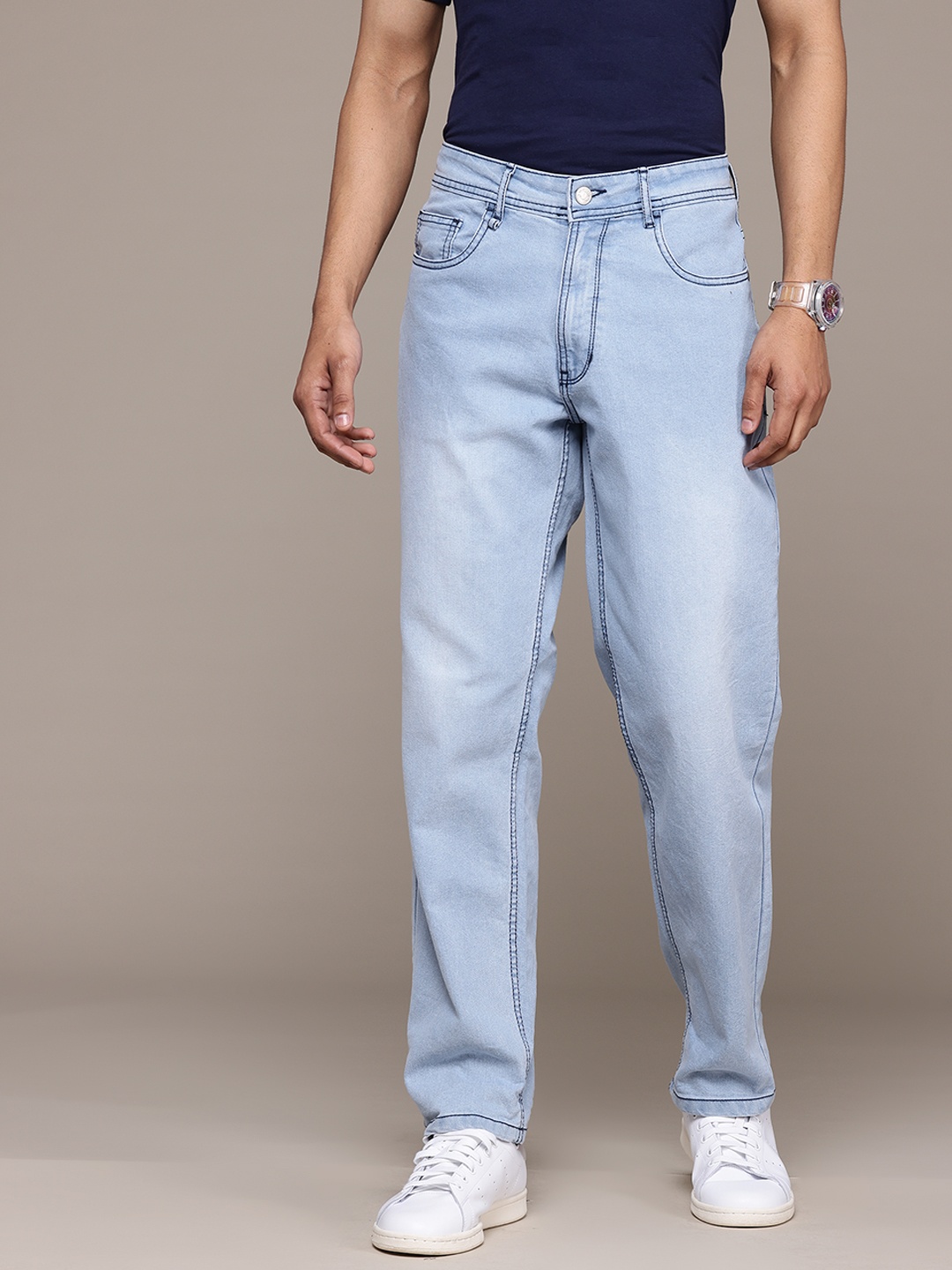 

The Roadster Lifestyle Co. Men Light Fade Stretchable Jeans, Blue