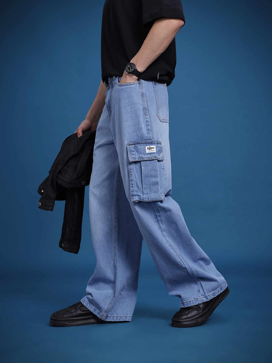 

Roadster Men Loose Bootcut Pure Cotton Cargo Style Jeans, Blue