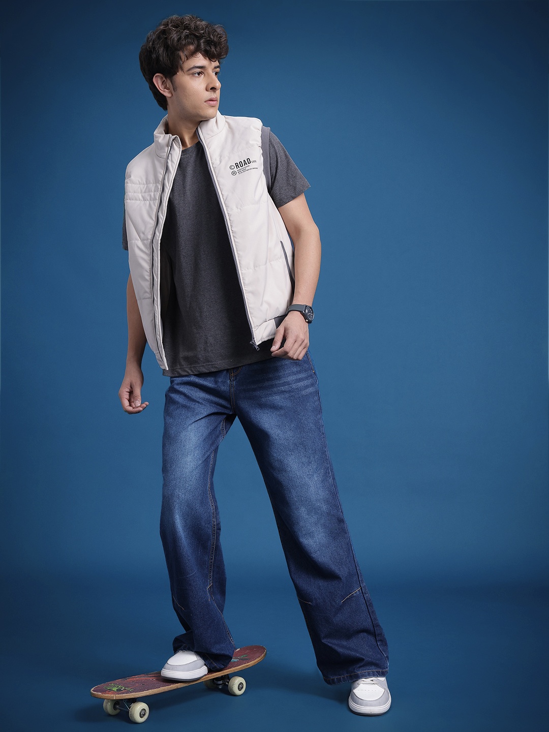 

The Roadster Life Co. Men Loose Bootcut Fit Pure Cotton Jeans, Navy blue