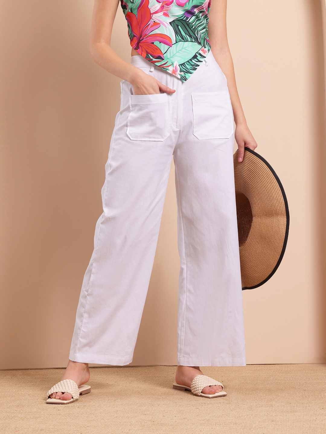 

Mast & Harbour Women Cotton Flared Trousers, White