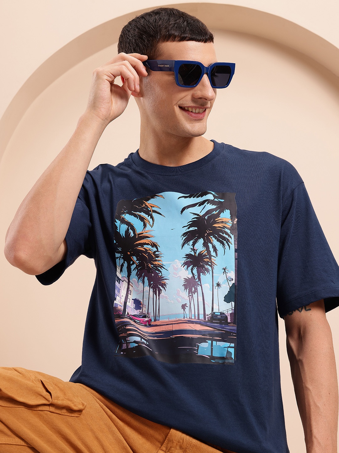 

Mast & Harbour Men Printed Relaxed Fit T-shirt, Navy blue