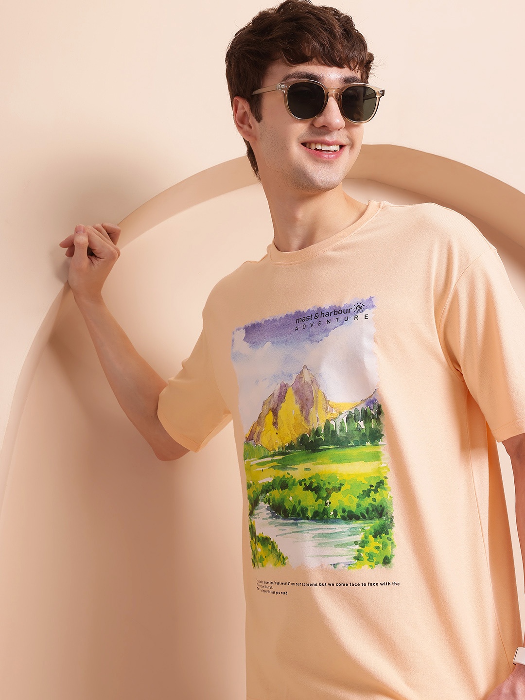 

Mast & Harbour Graphic Printed Drop-Shoulder Sleeves Relaxed Fit T-shirt, Peach