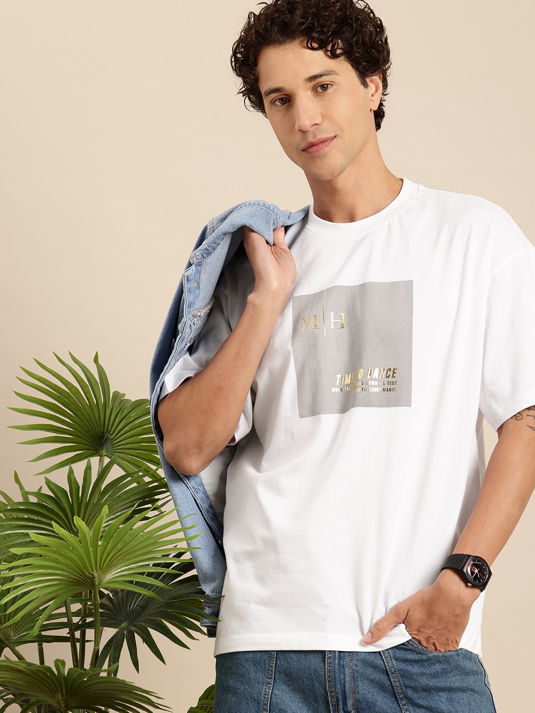 

Mast & Harbour Printed Drop-Shoulder Sleeves Relaxed Fit Pure Cotton T-shirt, White