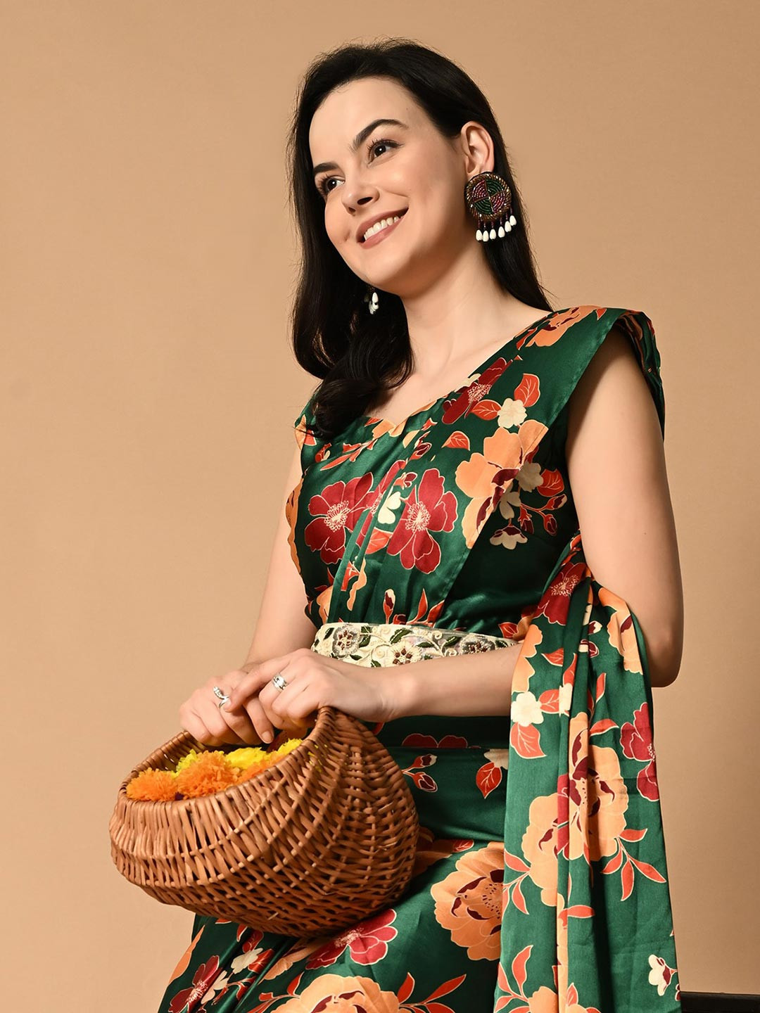 

NIRMOK Printed Saree With Stitched Blouse, Green