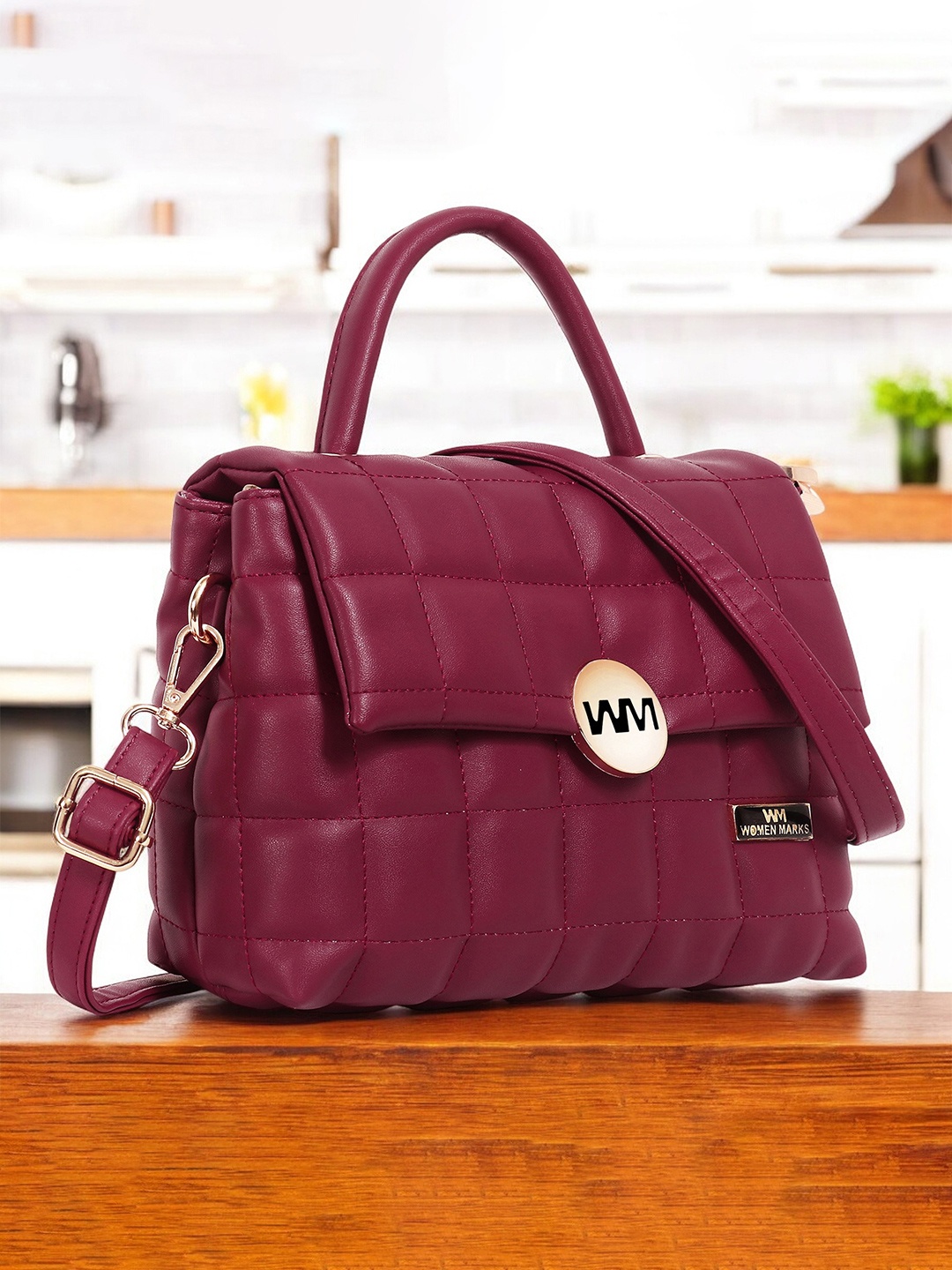 

WOMEN MARKS Solid Textured Sling Bag, Maroon