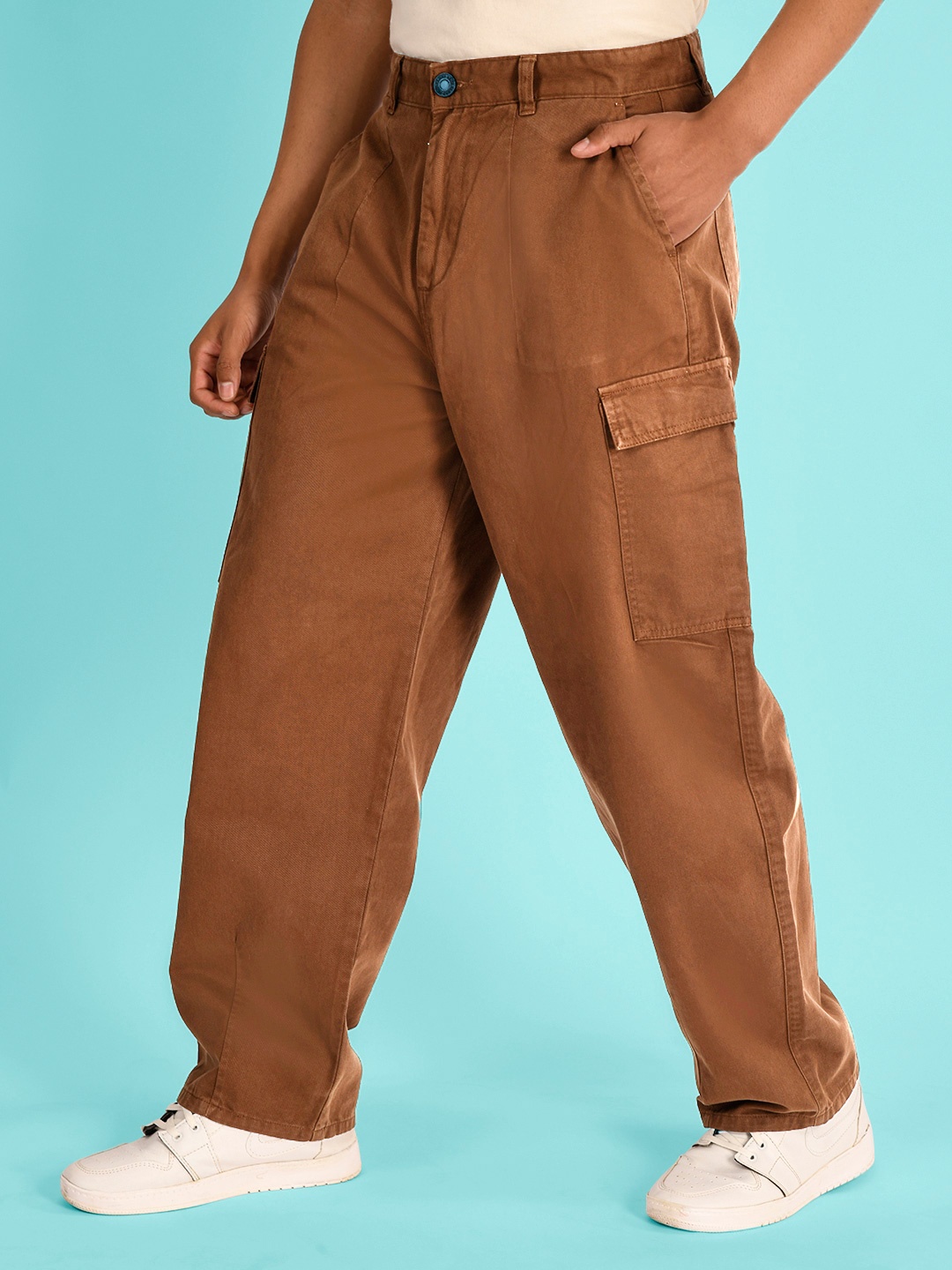 

Bene Kleed Men Classic Loose Fit Cargos Trousers, Brown