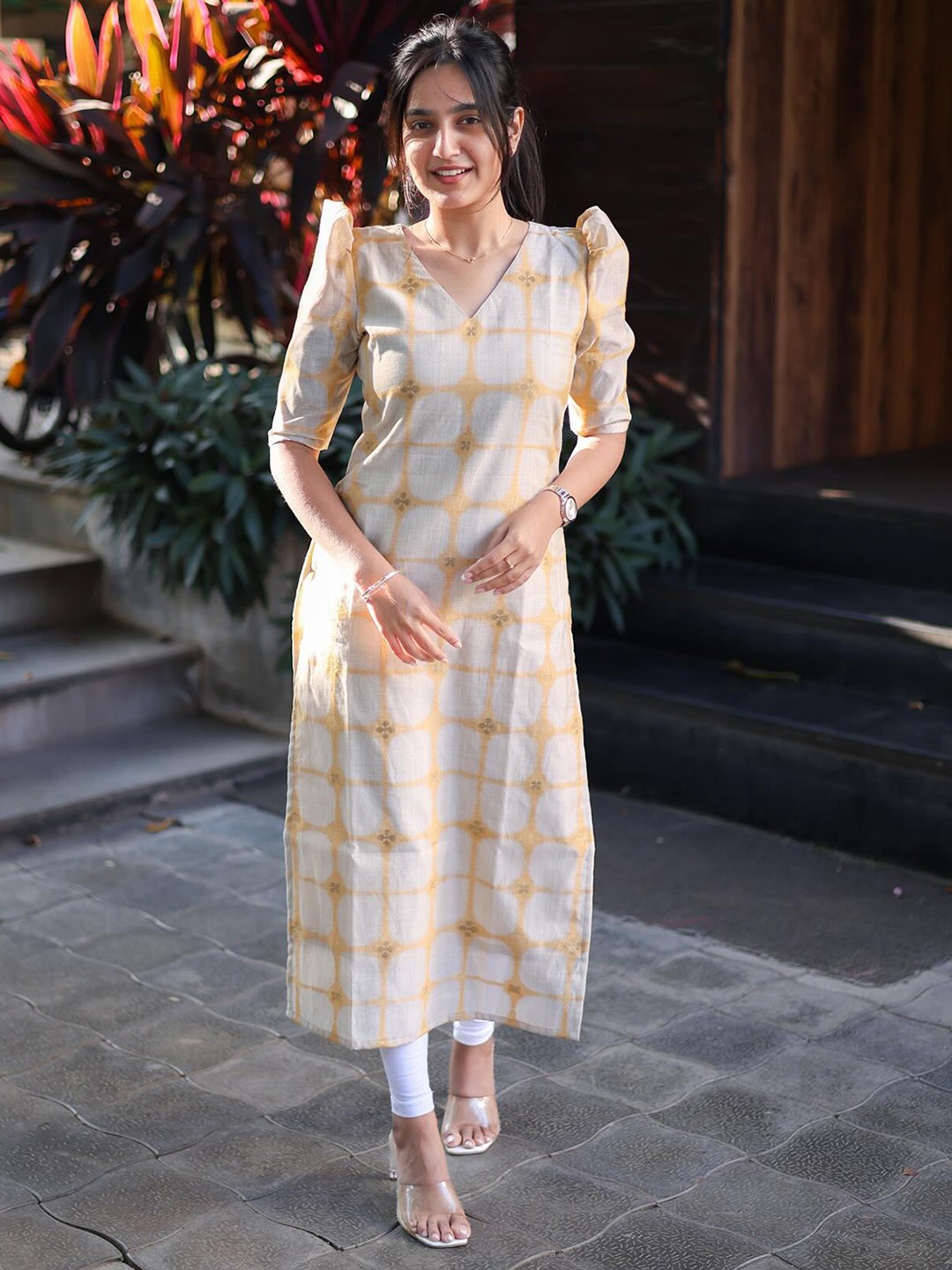 

Sun Fashion And Lifestyle Printed Chanderi Silk Kurta, White