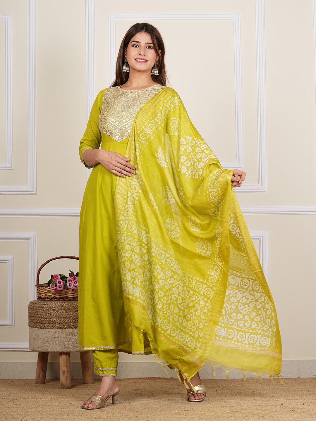 

Indi INSIDE Embroidered Sequinned Round Neck Cotton Anarkali Kurta with Trouser & Dupatta, Lime green